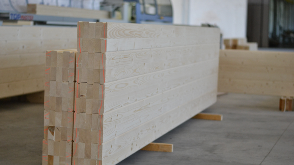 Glued structural beams from a spruce from the producer